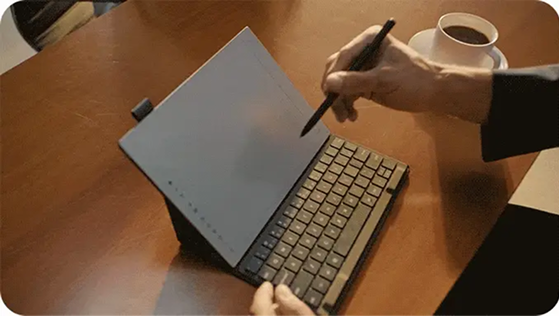 15 Languages Real-Time Transcription & 10 Languages Translation